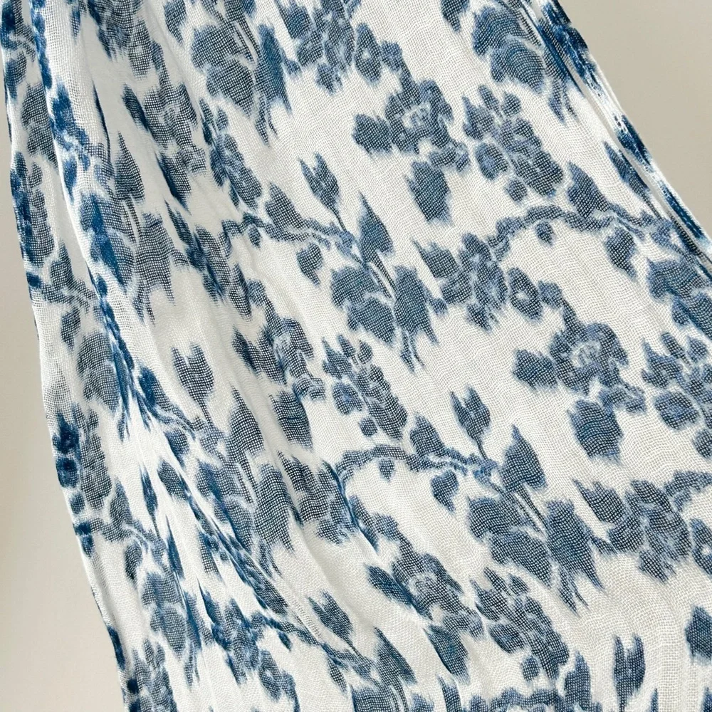 Gap Linen Blue & White Long Floral Scarf - Picture 5 of 16